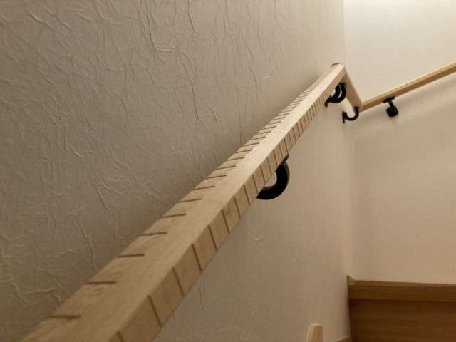 オシャレな階段手すり。木の家の階段手すり。|岡崎市　自然素材の家